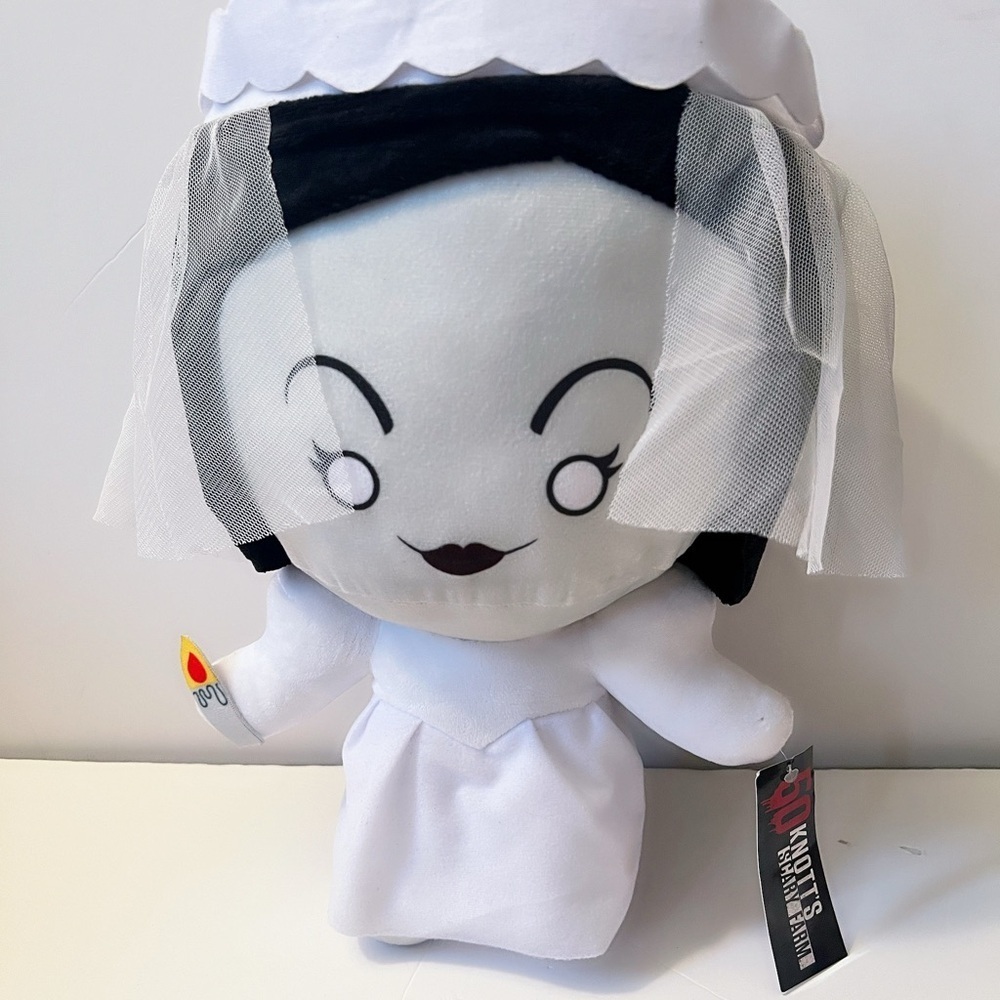 Knott's Berry Farm Knott's Scary Farm 50 Core Four The Bride 14” Plush NWT